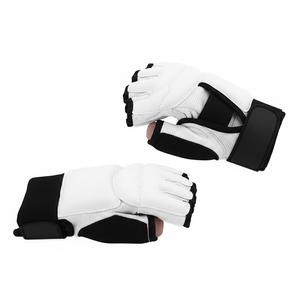 Gants de grappling MMA professionnels en cuir blanc, demi-doigts, pour l'entraînement de Muay Thai et les sports de combat - Product Image 2