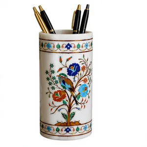 Vase en pierre de calcaire blanc artisanal avec incrustations |   Design floral moderne en Pietra Dura |   Porte-fleurs et porte-stylos décoratif de luxe - Product Image 1