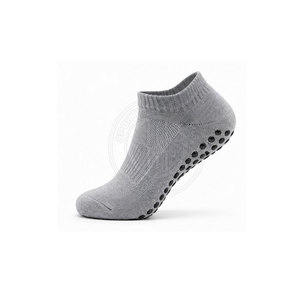 Warm Women Non Slip <b>Grip</b> <b>Socks</b> Soft Indoor <b>Socks</b> For Home Yoga Walking And Comfortable Casual Daily Activities - Product Image 4