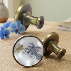 Pomo Redondo de Latón para Mueble con Diseño de Tom y Jerry, Tirador Tradicional para Muebles de Hogar y Bar - Product Image 4