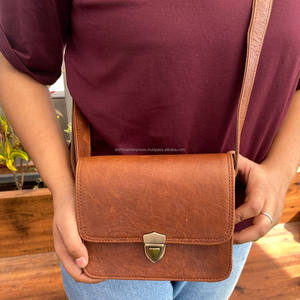 New Custom Manufacturer Luxury High Quality Full Grain Leather Mini Crossbody Bag Classic Women Vintage Genuine Leather Handbags - Product Image 3