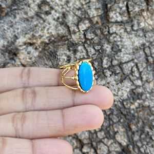 Bague ajustable en turquoise, forme ovale, plaquée or 18 carats, texture design, trois couches, bijoux fantaisie en gros. - Product Image 2