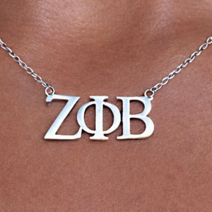 Collier avec pendentif lettre Zeta Phi Beta, minimaliste, style grec, chaîne en or ou argent, bijoux de sororité, cadeau élégant pour femme, à porter au quotidien - Product Image 4