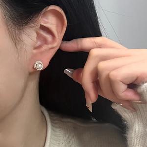 Pendientes de plata de ley S925 con diseño de nido de pájaro y perlas de agua dulce de 4-5 mm, estilo Zhuji 2025, mini perlas lindas con luz intensa - Product Image 4