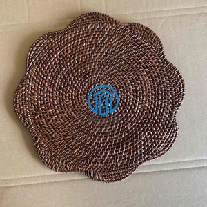 Natural Rattan Placemat Stylish Flower Shape Dining <b>Table</b> <b>Mat</b> For Kitchen <b>Table</b> Decor Handmade Woven Placemat For Home Use - Product Image 1