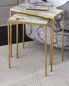 Elegante juego de mesas nido de metal para espacios pequeños, muebles de sala de estar y decoración de apartamentos contemporáneos. - Product Image 4
