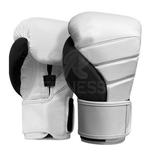 Guantes de Boxeo Profesionales con Cubierta de Cuero Premium, Amortiguación de Alta Densidad y Cierre de Soporte para Muñeca - Product Image 2