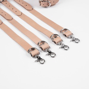 En gros, Sangles de lit en cuir véritable pour adultes, personnalisées, de haute qualité, pour bondage, avec menottes et accessoires RTTS-0121 - Product Image 4