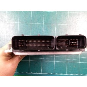 โมดูลควบคุมเครื่องยนต์รถยนต์ Phaeton Long ปี 2002-2010 มือสอง ของแท้ รหัส 022906032FB - Product Image 3