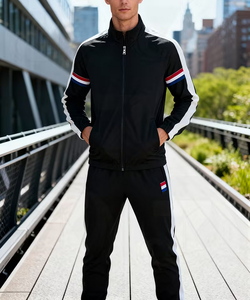 Conjunto Deportivo Unisex con Bloques de Color, Chaqueta con Cierre y Cuello Alto, Pantalones con Franjas Laterales, Forro de Malla Transpirable, Casual para Primavera y Otoño - Product Image 4