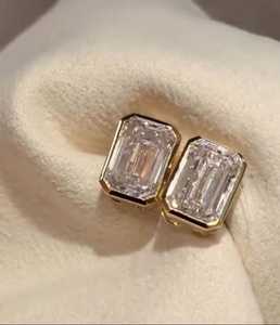Boucles d'oreilles solitaires en diamant de laboratoire scintillant 1,00 carat, taille émeraude, pour unisexe, en or massif 14 carats, bijoux fins pour fiançailles et promesse - Product Image 5