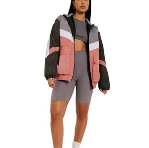 Veste coupe-vent pour femmes, vêtements attrayants d'extérieur, respirante avec fermeture à glissière personnalisée, dernière conception de veste légère en nylon pour femmes - Product Image 1