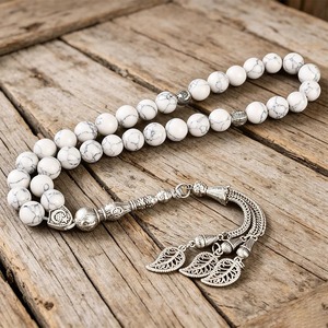 Chapelet musulman en résine blanche avec pompon argenté, perles rondes pour usage spirituel, avec perles en résine. - Product Image 6