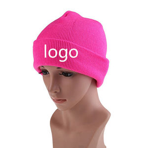 Gorros de Fútbol Australiano AFL/Footy al por Mayor, Gorro Personalizado con Logotipo del Equipo AFL, Gorro Tejido con Pompón, Fabricante de Gorros de Fútbol Australiano - Product Image 2