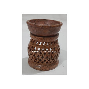 Brûleur d'huile aromatique en pierre de savon naturelle de qualité supérieure, sculpté à la main, de forme arrondie, pour la décoration de la maison et la revente optimale - Product Image 3