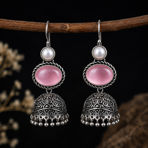 Pendientes de Campana Tribales Oxidados con Piedra Ovalada Rosa Monalisa |   Joyería india vintage hecha a mano |   Pendientes de estilo bohemio para festivales - Product Image 4