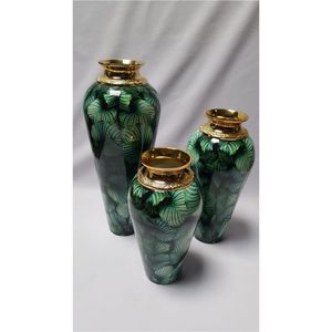 Jarrón Metálico Moderno con Diseño de Hojas y Acabado Dorado, Elegante Portaflores Decorativo para Mesa, Adorno Premium para Decoración del Hogar, Venta al Por Mayor - Product Image 1