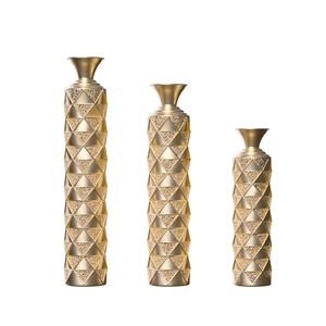 Juego de jarrones de suelo modernos de latón con patrón geométrico de diamantes, centro de mesa decorativo hecho a mano para el interior del hogar - Product Image 3