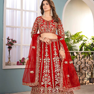 Traje Étnico Indio de Lujo: Lehenga Choli de Malla con Bordado Pesado y Lentejuelas, Precio Bajo, Materiales Reciclados, Ideal para Diwali - Product Image 1