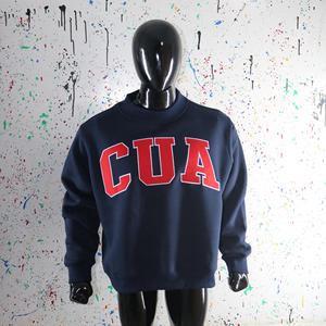 Sudadera CUA con cuello simulado, 450 GSM, nombre personalizado, bordado en aplique, corte holgado, 100% algodón, felpa francesa. - Product Image 4