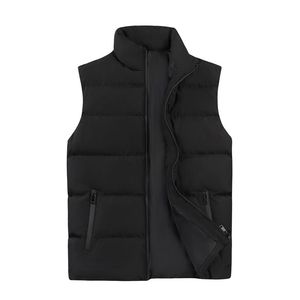 Gilet matelassé en toile épais et chaud sans manches pour homme avec fermeture éclair et logo personnalisé, nouveau design pour le travail en extérieur et les uniformes professionnels - Product Image 5