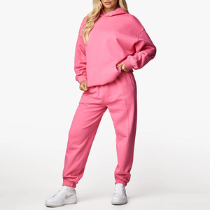 Ensemble de survêtement pour femmes en molleton français blanc, comprenant un sweat à capuche court et un pantalon de jogging, imprimé en relief, deux pièces - Product Image 2