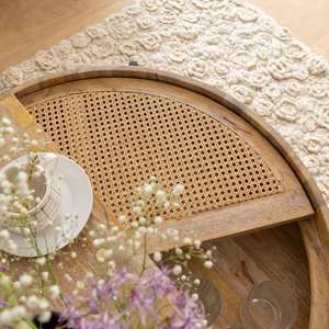 Table basse ronde Vandana Aston Vista en bois et cannage - Product Image 4