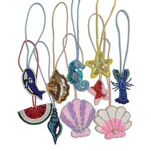 Colgante de estrella bordado con cuentas de diseño para accesorios personales, colgantes de bolso bordados artesanales con cuentas decorativas. - Product Image 1