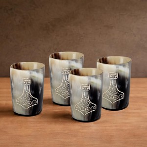 Verre à shot en verre gravé style marteau de Thor chinois traditionnel avec couvercle en bambou PP et sous-verres durables, personnalisables, style rétro - Product Image 1