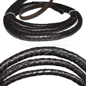 Látigo de Cuero de Alta Calidad Hecho a Mano con Cuero Genuino, Agarre Fuerte, Diseño Flexible y Duradero, Perfecto para Entrenamiento - Product Image 4