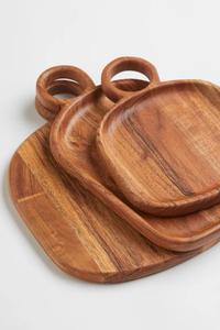 Bandeja de Madera Natural para Servir Alimentos |   Plato de Madera Maciza Resistente para Hogar, Restaurante, Hotel y Servicios de Catering - Product Image 6