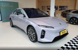 <span class=keywords><strong>Nio</strong></span> ET5 2026 <span class=keywords><strong>ET</strong></span> <span class=keywords><strong>5</strong></span> SUV Véhicule à énergie nouvelle turbocompressé Monomoteur Propulsion arrière Cinq portes Cinq places Élégant - Product Image 5