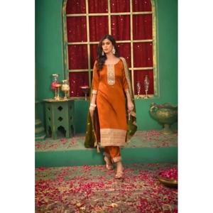 NUEVO LANZAMIENTO: Conjunto Moderno de Salwar Kameez Sharara con Top y Dupatta en Tela de Seda Chino Pura con Bordado Pesado y Lentejuelas - Product Image 1