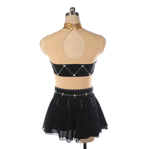 Ensemble d'uniforme de cheerleading noir avec strass, haut en mesh et jupe évasée pour adultes - Product Image 3