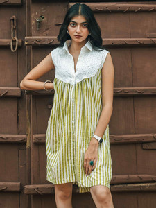 Abito lungo da donna moderno e di design, ad asciugatura rapida, arancione tinta unita, taglia grande, per matrimonio, con stampa di design, set di abiti maxi. - Product Image 2