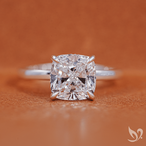 Anillo de Compromiso Solitario con Diamante Cultivado en Laboratorio, Corte Cojín de 3 Quilates, Certificado por IGI, Oro Blanco de 10K - Product Image 1