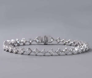 AMBER JEWELS Pulsera de tenis de moissanita con corte princesa, Plata 925, Bañada en plata, Unisex, Diseño geométrico clásico, Engaste de canal - Product Image 2