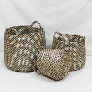Eco-Friendly Handcrafted Water Hyacinth <b>Baskets</b> <b>With</b> <b>Handle</b>, Stylish & Sustainable Woven Storage For Any Room - Product Image 4