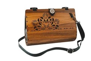 Pochette élégante en bois, faite à la main, à prix abordable, pour femme, idéale pour les soirées, mariages, événements et occasions festives - Product Image 2
