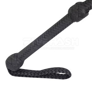 Látigo de Cuero Profesional Hecho a Mano, Cuero Genuino Duradero, Agarre Fuerte, Diseño Flexible, Perfecto para Práctica y Actividades al Aire Libre - Product Image 3