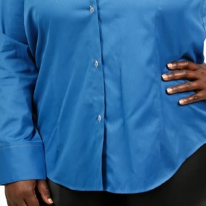 Chemise boutonnée bleu roi pour femme, broderie personnalisée, manches longues, col classique, tenue décontractée élégante pour sororité, vente en gros - Product Image 6