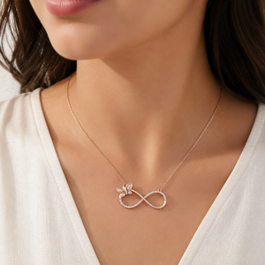 Pendentif Infini Plaqué Or Rose Glacé et Argent avec Diamant de Laboratoire et Breloque Papillon – Style Luxe Romantique pour Femme, Idéal au Quotidien - Product Image 6