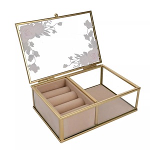 กล่องเก็บเครื่องประดับแก้วหรูหราพร้อมกรอบสีทอง กล่องโชว์เครื่องประดับกรอบโลหะแก้ว กล่องจัดระเบียบสุดหรู - Product Image 4