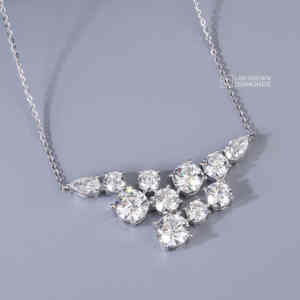 Colgante de Lujo de Plata S925 con Moissanita Corte Pera para Mujer, Color EF, Cuatro Quilates, Once Piedras, Regalo de Joyería para Aniversario de Bodas - Product Image 3