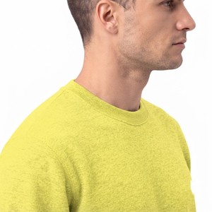 เสื้อสเวตเชิ้ตคอกลมสีเหลืองนีออนสำหรับผู้ชายจากโรงงานโดยตรง ทรงคลาสสิก ใส่สบาย ผ้าฟลีซเนื้อนุ่ม แขนยาว แบบเรียบง่าย สวมใส่ได้ทั่วไป เหมาะสำหรับกิจกรรมกลางแจ้ง - Product Image 4