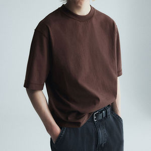 เสื้อยืดคอตตอนสีแดงเลือดหมูทรงโอเวอร์ไซส์สำหรับผู้ชาย คอกลม แขนสั้น ผ้าเจอร์ซีย์ถัก สีพื้น สไตล์ลำลอง - Product Image 5