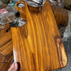 Planche à découper en bois de manguier massif, design floral FD-0483, faite à la main, lavable au lave-vaisselle et 100% écologique, forme et épaisseur personnalisables - Product Image 1