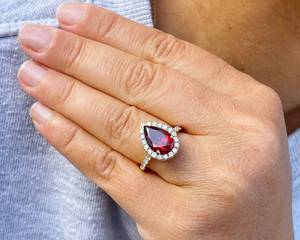 Bague classique en grenat rouge en forme de poire et moissanite ronde, en argent sterling 925 original, avec halo, pour femme, cadeau d'anniversaire pour partenaire - Product Image 5