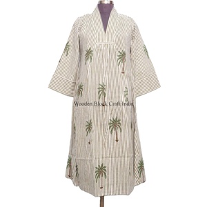 ชุดเดรสผ้าฝ้ายล้างทำความสะอาดได้ ดีไซน์หรูหราแบบมิดิ เป็นมิตรกับสิ่งแวดล้อม สำหรับผู้หญิง ชุดเจ้าสาว พิมพ์ลายดอกไม้ดิจิทัล แขนยาว ทรงหลวม คอวี - Product Image 1