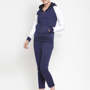 ชุดวอร์มผู้หญิงดีไซน์เฉพาะตัว ผ้าฝ้าย 100% รับสกรีนโลโก้ ระบายอากาศได้ดี เป็นมิตรต่อสิ่งแวดล้อม ขายส่ง - Product Image 3